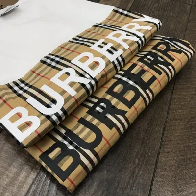 Футболка Burberry With Cage-Style Stripe "Black" фото № 2