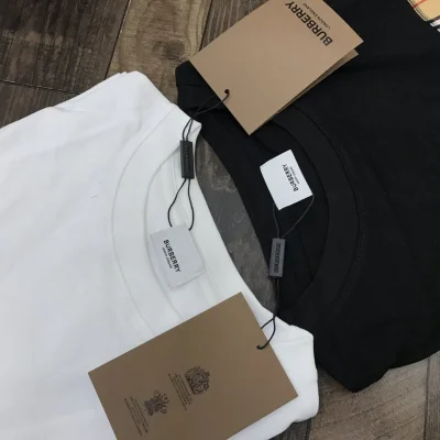 Футболка Burberry With Cage-Style Stripe "Black" фото № 4