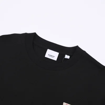 Футболка Burberry Three-Dimensional Logo "Black" фото № 5 Футболка Burberry Three-Dimensional Logo "Black" фото № 5