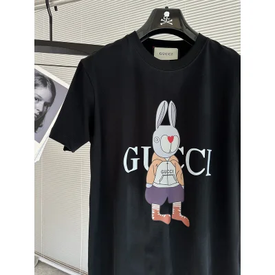 Футболка Gucci A Hare In Clothes "Black" фото № 3