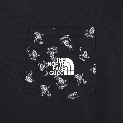 Футболка Gucci X The North Face Pocket With Print "Black" фото № 3 Футболка Gucci X The North Face Pocket With Print "Black" фото № 3