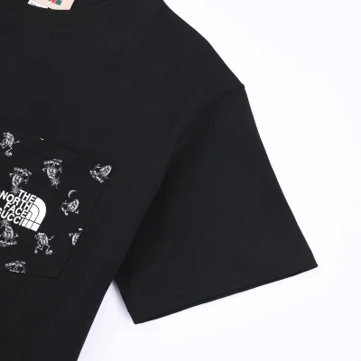 Футболка Gucci X The North Face Pocket With Print "Black" фото № 5 Футболка Gucci X The North Face Pocket With Print "Black" фото № 5