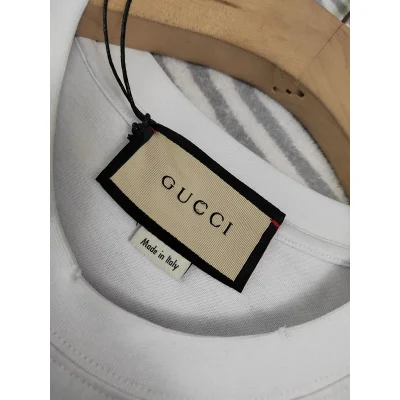 Футболка Gucci Print Belt With Logo "White" фото № 6 Футболка Gucci Print Belt With Logo "White" фото № 6