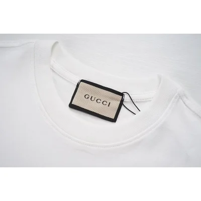 Футболка Gucci With Red Letter Logo "White" фото № 4