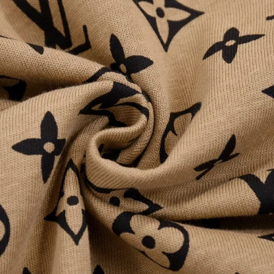 Футболка Louis Vuitton Monogram Fragments "Brown" фото № 2 Футболка Louis Vuitton Monogram Fragments "Brown" фото № 2