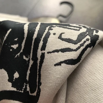 Футболка Louis Vuitton With An Interesting Logo "White" фото № 4 Футболка Louis Vuitton With An Interesting Logo "White" фото № 4