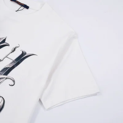 Футболка Louis Vuitton With Large Logo On The Front "White" фото № 4