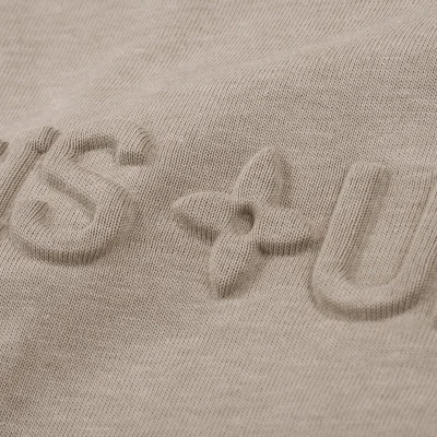 Футболка Louis Vuitton With An Embossed Text Logo "Brown/Gray" фото № 5
