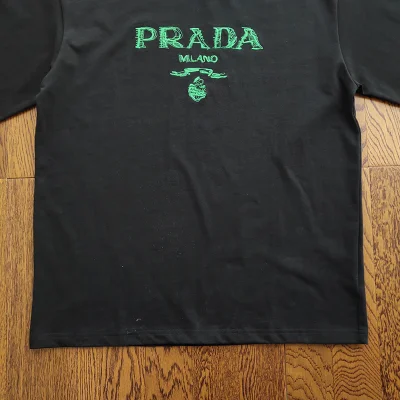 Футболка Prada Green Central Logo "Black" фото № 7 Футболка Prada Green Central Logo "Black" фото № 7