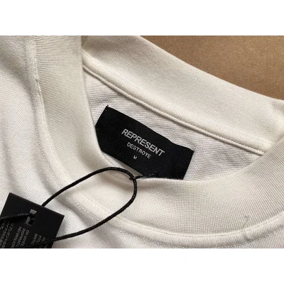 Футболка Represent Cotton - With An Embroidered Logo "White" фото № 9 Футболка Represent Cotton - With An Embroidered Logo "White" фото № 9