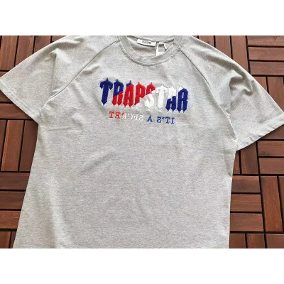 Футболка Trapstar Three Color Embroidered Logo Front "Gray" фото № 2