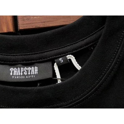 Футболка Trapstar Lettering And Animal "Black" фото № 4