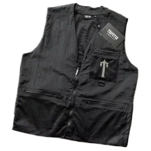 Жилетка Trapstar With Front Pockets And Logo "Black"
