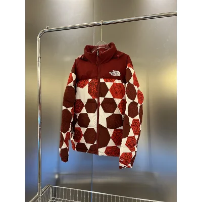 Пуховик The North Face Hexagon "Red/White" фото № 3 Пуховик The North Face Hexagon "Red/White" фото № 3