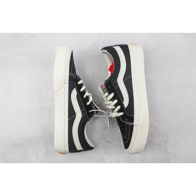 Vans SK8-Low "Black/White/Red" фото № 6 Vans SK8-Low "Black/White/Red" фото № 6