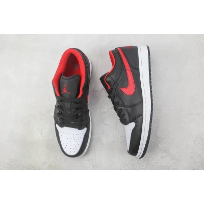 Air Jordan 1 Low "White Toe" фото № 7