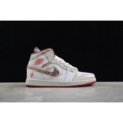 Air Jordan 1 Mid SE "White Dune Red" фото № 5 Air Jordan 1 Mid SE "White Dune Red" фото № 5