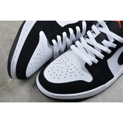 Air Jordan 1 Low SE "Panda Toe" фото № 4 Air Jordan 1 Low SE "Panda Toe" фото № 4