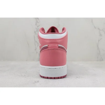 Air Jordan 1 Mid "Valentines Day (2023)(GS)" фото № 8