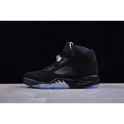 Air Jordan 5 Retro SE "Black Cat" фото № 5
