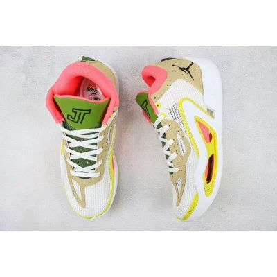 Air Jordan Tatum 1 "Beige" фото № 7 Air Jordan Tatum 1 "Beige" фото № 7