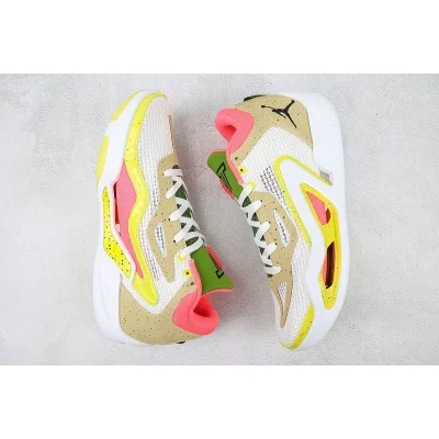 Air Jordan Tatum 1 "Beige" фото № 6 Air Jordan Tatum 1 "Beige" фото № 6