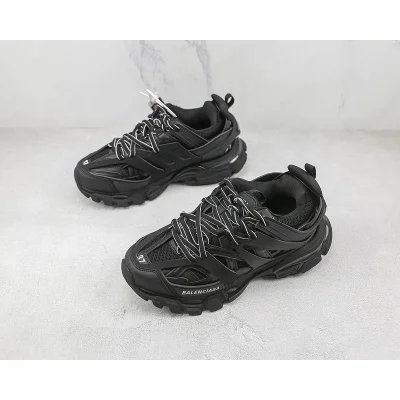 Balenciaga Track "Powder Black" фото № 5 Balenciaga Track "Powder Black" фото № 5