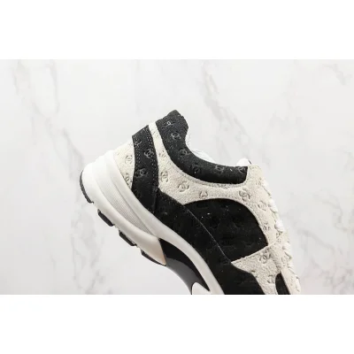 Chanel Low Top Trainer CC "Black/White" фото № 4