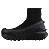 Moncler Trailgrip "Total Black"