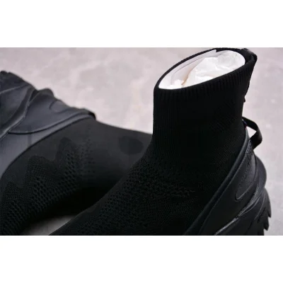 Moncler Trailgrip "Total Black" фото № 9