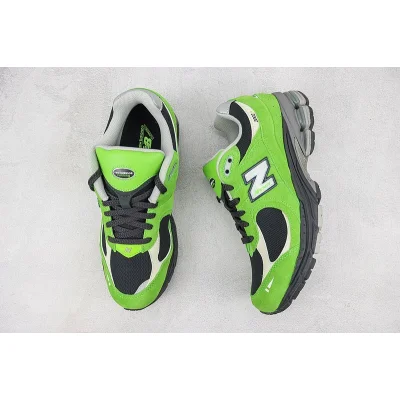 New Balance 2002R "Green Apple" фото № 6