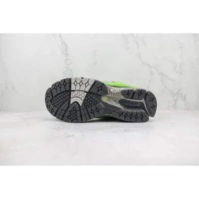 New Balance 2002R "Green Apple" фото № 8