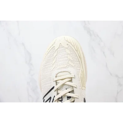 New Balance 996v5 "Cream White/Black" фото № 4 New Balance 996v5 "Cream White/Black" фото № 4