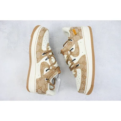 Gucci x Nike Air Force 1 Low "Coconut/Beige" фото № 6 Gucci x Nike Air Force 1 Low "Coconut/Beige" фото № 6