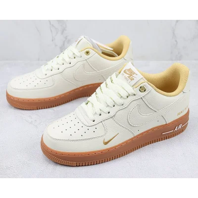 Nike Air Force 1 Low "NAI-KE Brown" фото № 5
