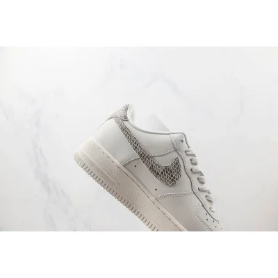 Nike Air Force 1 Low "Snakeskin Phantom" фото № 3 Nike Air Force 1 Low "Snakeskin Phantom" фото № 3