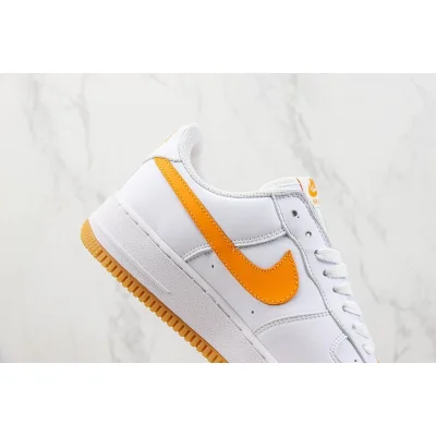 Nike Air Force 1 Low "White/Pumpkin Orange" фото № 3 Nike Air Force 1 Low "White/Pumpkin Orange" фото № 3