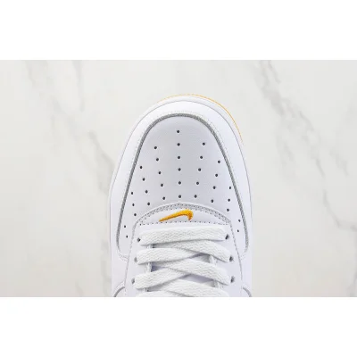 Nike Air Force 1 Low "White/Pumpkin Orange" фото № 4 Nike Air Force 1 Low "White/Pumpkin Orange" фото № 4
