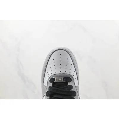 Nike Air Force 1 Mid "White/Grey/Black Swoosh" фото № 4 Nike Air Force 1 Mid "White/Grey/Black Swoosh" фото № 4