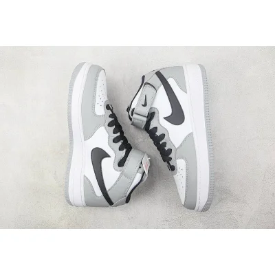 Nike Air Force 1 Mid "White/Grey/Black Swoosh" фото № 7 Nike Air Force 1 Mid "White/Grey/Black Swoosh" фото № 7