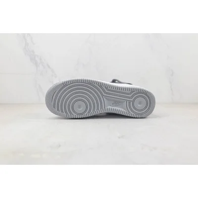 Nike Air Force 1 Mid "White/Grey/Black Swoosh" фото № 8 Nike Air Force 1 Mid "White/Grey/Black Swoosh" фото № 8