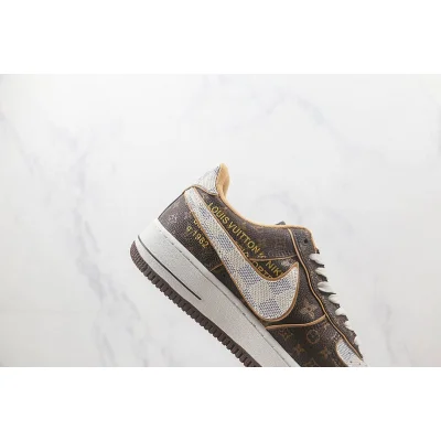 Louis Vuitton x Nike Air Force 1 Low "LR Brown/White" фото № 3