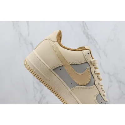Louis Vuitton x Nike Air Force 1 Low "Beige/Grey/Brown" фото № 3 Louis Vuitton x Nike Air Force 1 Low "Beige/Grey/Brown" фото № 3