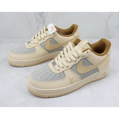 Louis Vuitton x Nike Air Force 1 Low "Beige/Grey/Brown" фото № 5 Louis Vuitton x Nike Air Force 1 Low "Beige/Grey/Brown" фото № 5