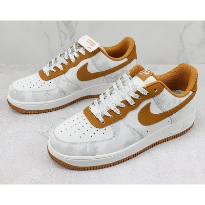 Nike Air Force 1 Low "White/Brown/Grey Khaki" фото № 5 Nike Air Force 1 Low "White/Brown/Grey Khaki" фото № 5