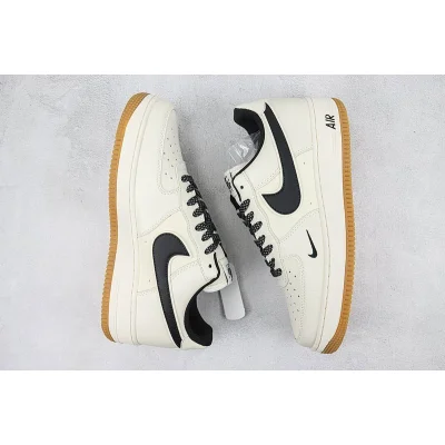Nike Air Force 1 Low "Milky White/Black" фото № 6