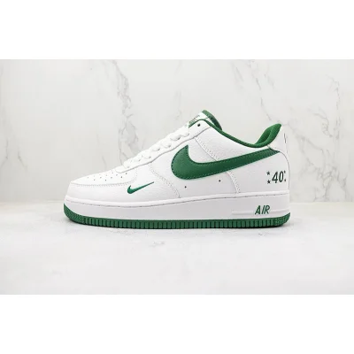 Nike Air Force 1 Low "40th Anniversary/White/University Green" фото № 2 Nike Air Force 1 Low "40th Anniversary/White/University Green" фото № 2