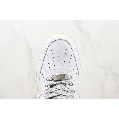 Louis Vuitton x Nike Air Force 1 Low "Yellow/White/Sliver" фото № 4