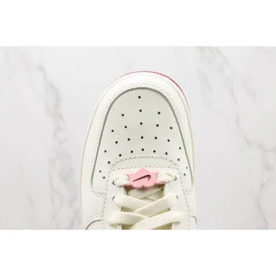 Nike Air Force 1 Low "Valentine's Day 2023" фото № 4