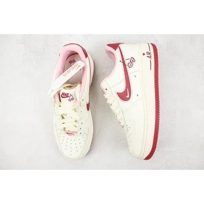 Nike Air Force 1 Low "Valentine's Day 2023" фото № 6